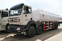 شاحنة صهريج نقل الوقود 8×4